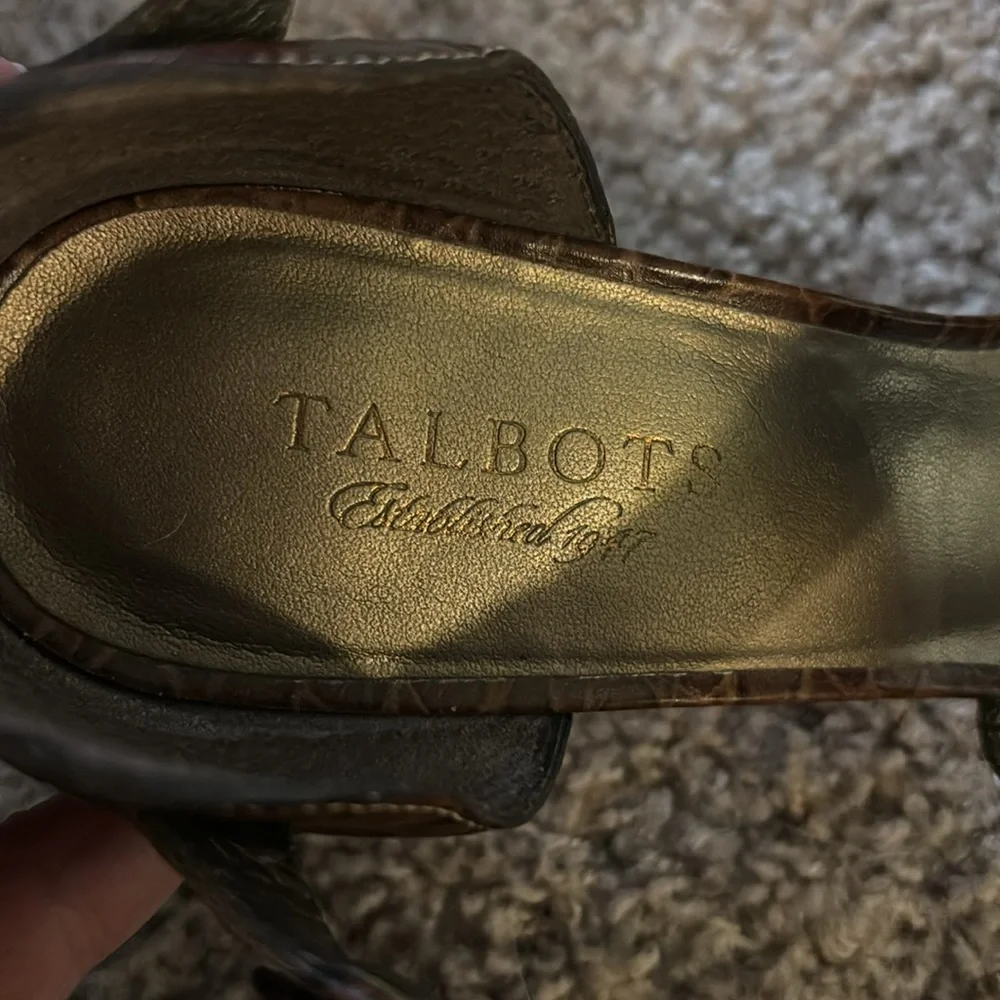 Talbots Croc Embossed Heel